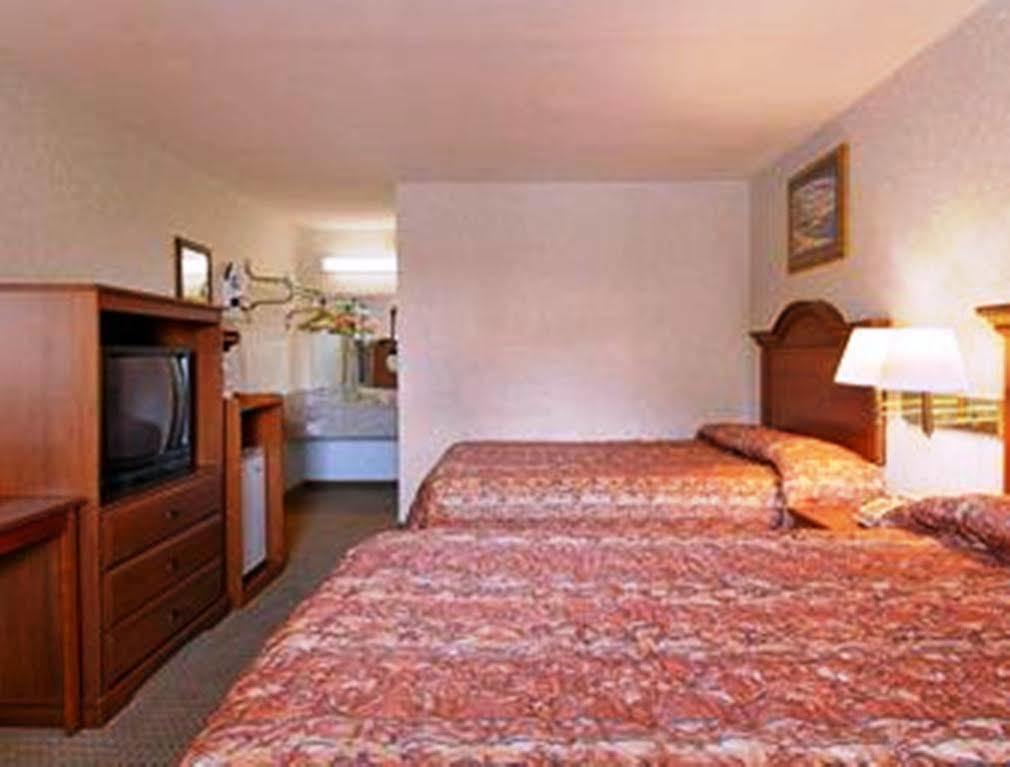 Baymont By Wyndham Troy Hotell Eksteriør bilde
